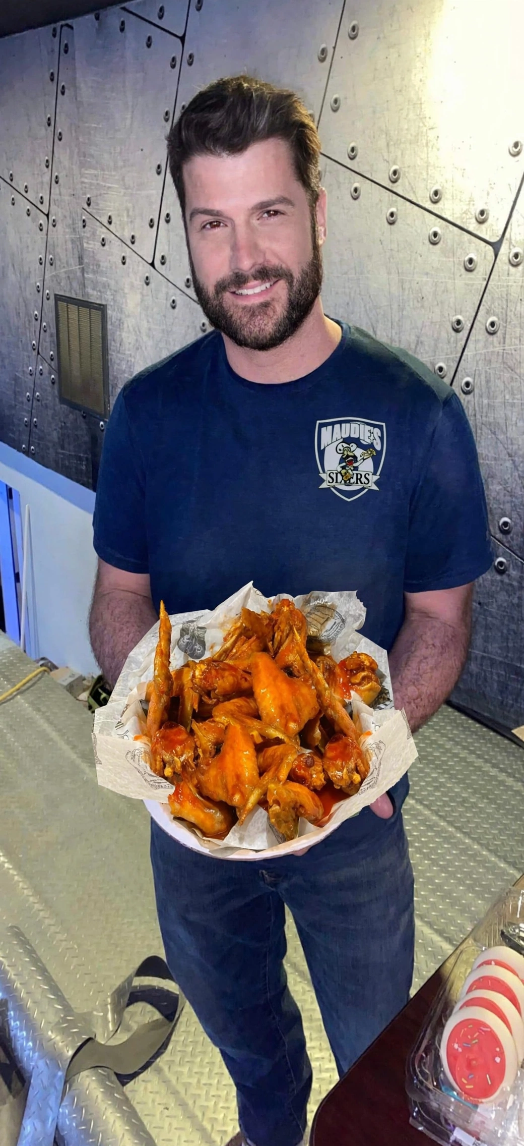 Wings at Maudie's Sixers